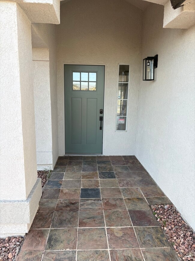 9765 Vista del Valle in Desert Hot Springs, CA - Foto de edificio - Building Photo