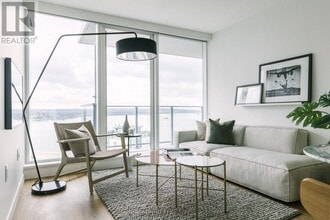 1770 Pendrell St in Vancouver, BC - Building Photo - Building Photo