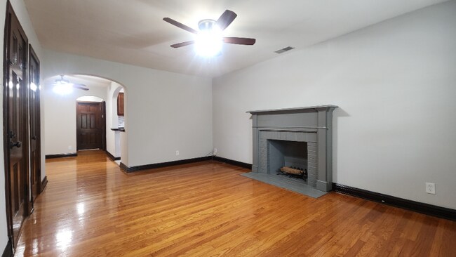 property at 5838 Nottingham Ave