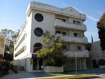 1427 S Saltair Ave, Unit 301