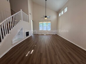 1677 S Peppertree Dr in Gilbert, AZ - Building Photo - Building Photo