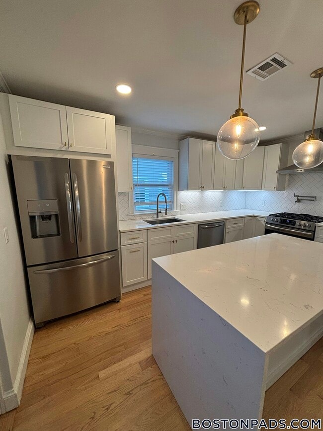 7-9 Rock Ave. in Swampscott, MA - Building Photo - Building Photo