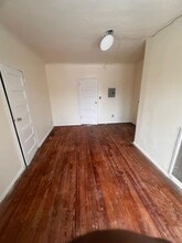 45 Finlay Pl in Newark, NJ - Foto de edificio - Building Photo