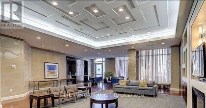 5793-5793 Yonge St in Toronto, ON - Building Photo - Building Photo