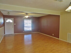 103 Spanish Oak Cir in Georgetown, TX - Building Photo - Building Photo