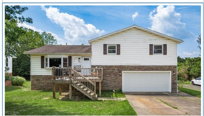 property at 164 E Newman St