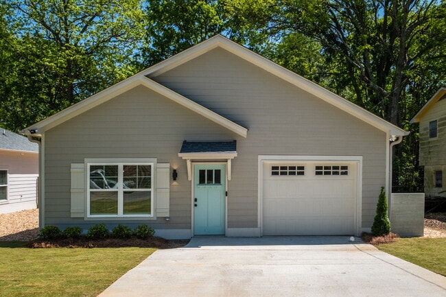 property at 2209 3rd Ave S