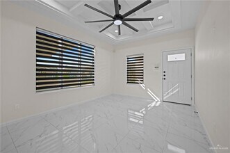 12 E Viviana St in Edinburg, TX - Building Photo - Building Photo