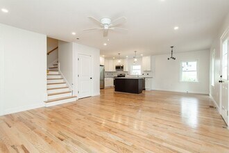 15 Cotting St in Medford, MA - Building Photo - Building Photo