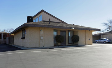 Sunset Gardens Apartments in Yucaipa, CA - Building Photo - Building Photo