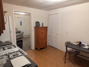 23 N 2nd St in Stroudsburg, PA - Foto de edificio - Building Photo