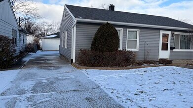 3528 Adams St in Lansing, IL - Foto de edificio - Building Photo