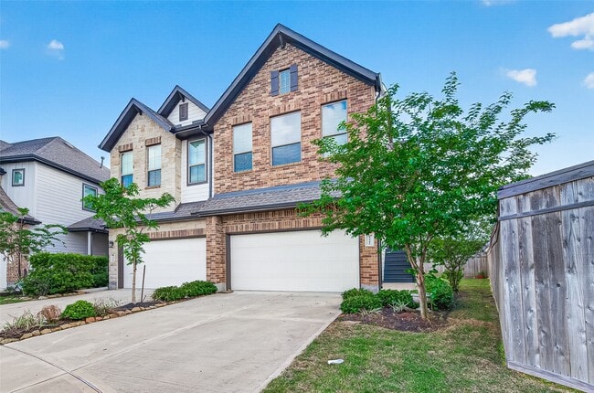 9442 Starlight Oak Dr in Missouri City, TX - Foto de edificio - Building Photo