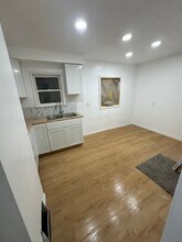 3613 Proctor St in Flint, MI - Building Photo - Building Photo