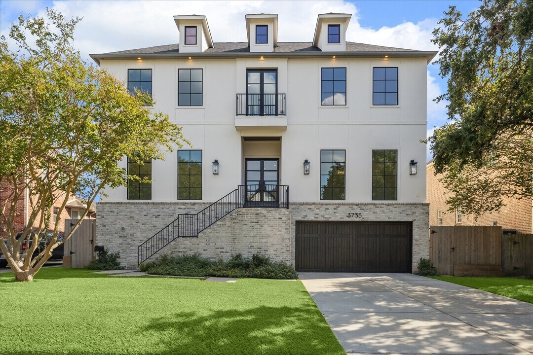3735 Tartan Ln in Houston, TX - Building Photo