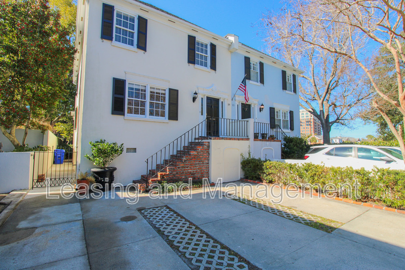 19 Ashley Ave in Charleston, SC - Building Photo