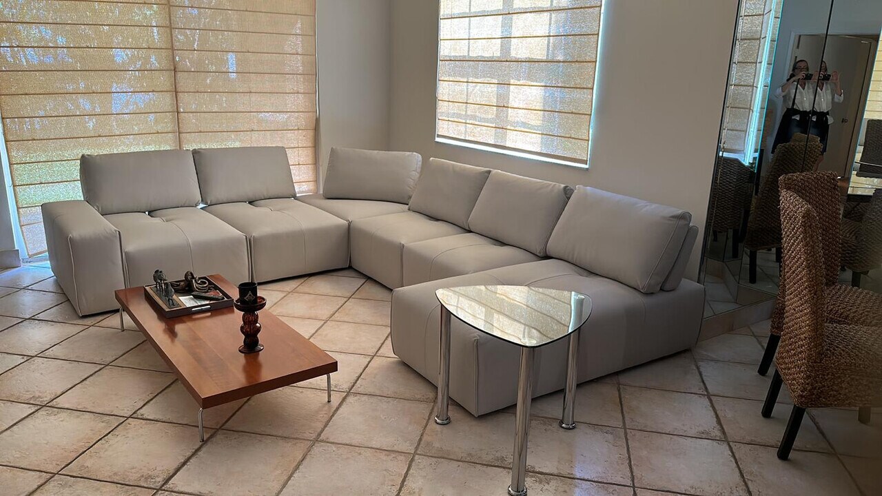 19701 E Country Club Dr in Aventura, FL - Building Photo