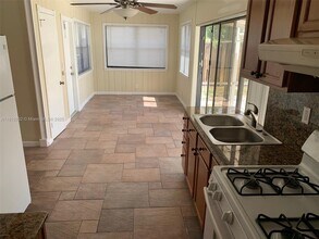 1680 NW 1st Terrace in Pompano Beach, FL - Building Photo - Building Photo