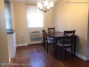 139 Manor Dr in Red Bank, NJ - Building Photo - Building Photo