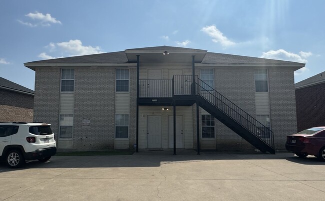 property at 5706 Redstone Dr