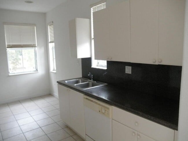 property at 2147 Shoma Dr