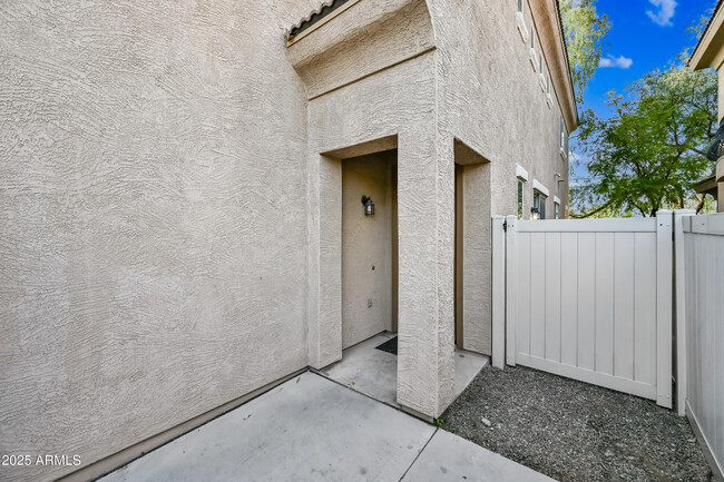 1367 S Country Club Dr in Mesa, AZ - Building Photo - Building Photo