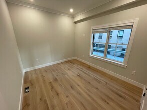 9 Everett St, Unit 2-bed 2-bath unit #1 in Boston, MA - Foto de edificio - Building Photo