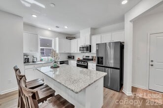 1940 Highland Park Dr in Charlotte, NC - Building Photo - Building Photo