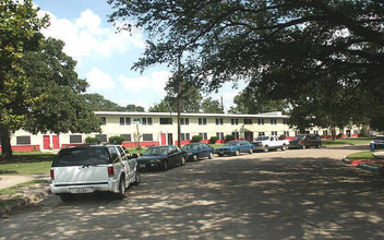 Manchester Square Apartments in Houston, TX - Building Photo - Building Photo