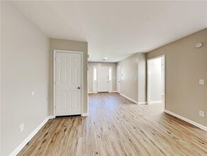 5022 Hawthorne Ct in Smyrna, GA - Building Photo - Building Photo