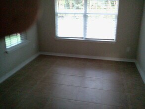 2519 Weller Ave in Pensacola, FL - Foto de edificio - Building Photo