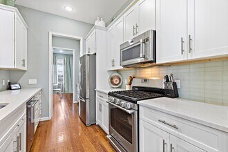5 Roosevelt Dr in Wood Ridge, NJ - Foto de edificio - Building Photo
