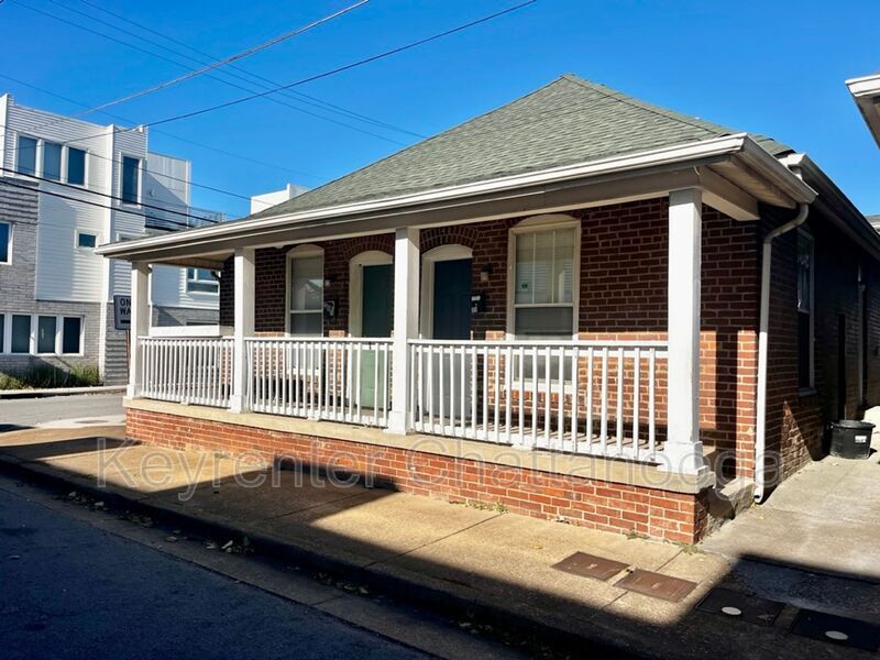 75 E 17th St in Chattanooga, TN - Building Photo