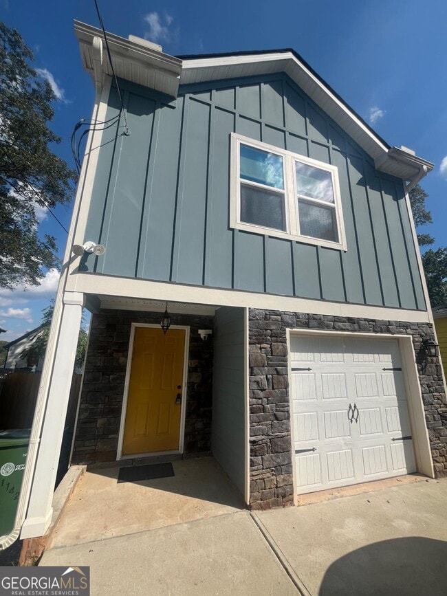 property at 1142 Coleman St SW