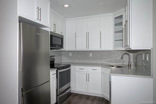 105 Lincoln Ave in Sayville, NY - Building Photo - Building Photo