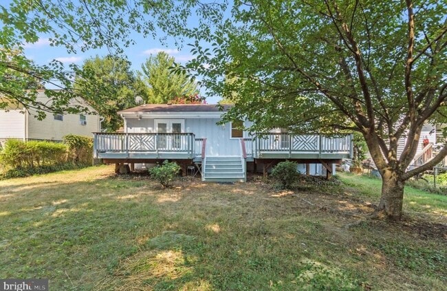 8710 W Fort Foote Ter in Fort Washington, MD - Foto de edificio - Building Photo