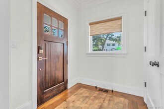 7 Bud Ct in Bayville, NY - Building Photo - Building Photo