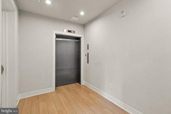 43443 Croson Ln in Ashburn, VA - Building Photo - Building Photo