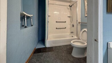 7975 Booker St in Houston, TX - Building Photo - Building Photo