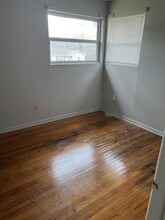 2360 W Holly St in Fayetteville, AR - Building Photo - Building Photo