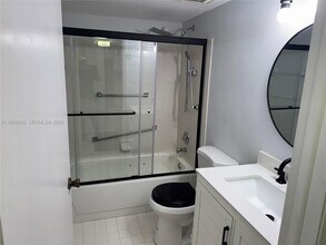 7590 Tahiti Ln in Greenacres, FL - Building Photo - Building Photo