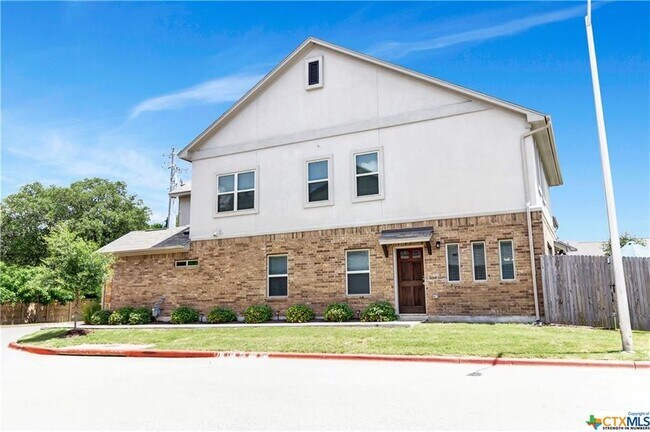 2304 S Lakeline Blvd, Unit 501 in Cedar Park, TX - Building Photo - Building Photo