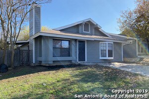 15013 Winter View Dr in San Antonio, TX - Building Photo