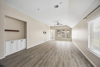 3738 Amoroso Dr in Arcola, TX - Building Photo - Building Photo