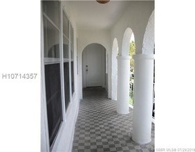 1512 Harrison St-Unit -6 in Hollywood, FL - Building Photo - Building Photo