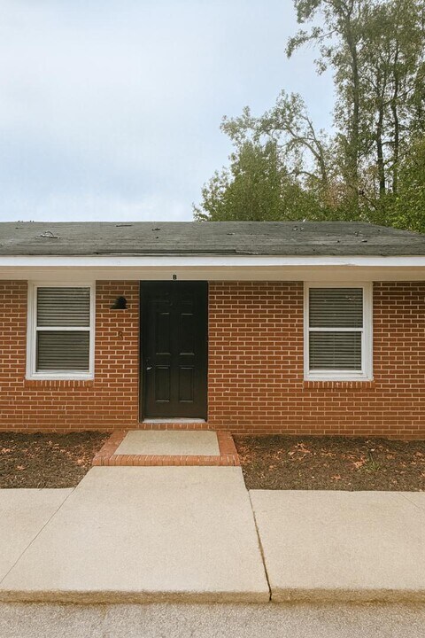 1711 Birchwood Dr SE in Wilson, NC - Building Photo