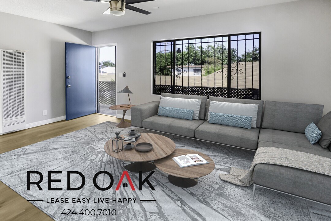 1589 E 47th St in Los Angeles, CA - Building Photo