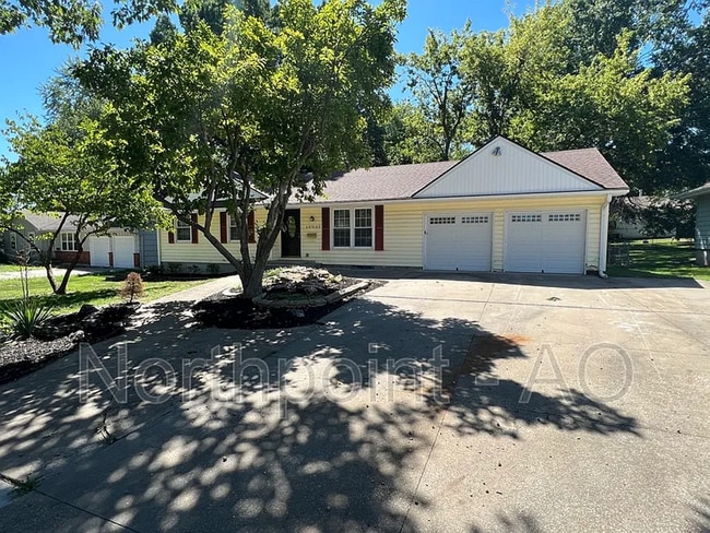 property at 10007 E 77th Terrace