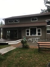 17306 Lakeview Blvd in Mount Vernon, WA - Building Photo - Building Photo