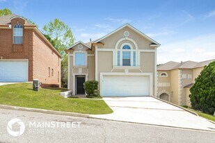 1212 Riverford Dr in Birmingham, AL - Building Photo